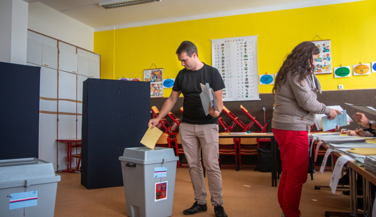 16639387883869-241-img-1300