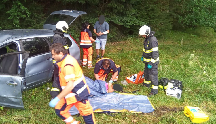 Opilý řidič způsobil nehodu u Němčic, na místě jsou čtyři zranění