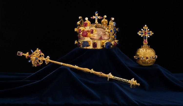 Jihomoravské památky táhnou i letos. Kunštát trhá rekordy díky replikám korunovačních klenotů