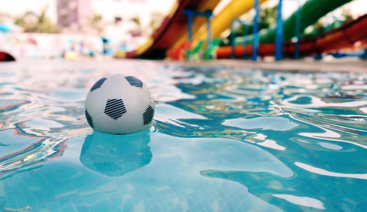 Česko čeká slunečný týden, který vyvrcholí tropickými teplotami