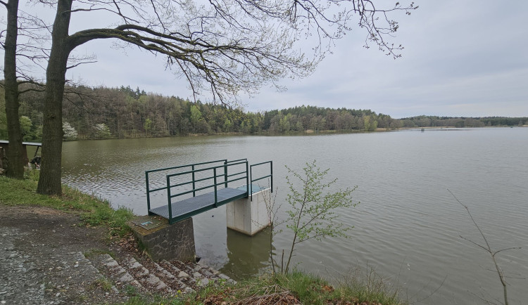 Žďár nad Sázavou chce letos zahájit dotovanou obnovu rybníka Velký Žďárský
