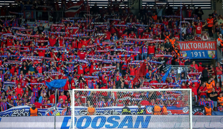 Jako vysoce rizikový hodnotí policie úterní zápas Viktorie Plzeň s Glasgow Rangers