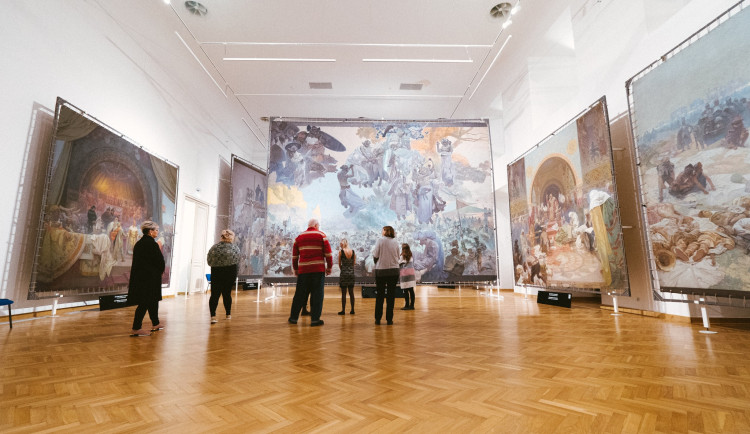 Praha prodlouží zapůjčení Slovanské epopeje do Moravského Krumlova o pět let