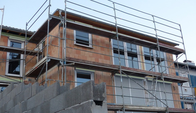 Na Vysočině přibylo do konce června 760 bytů, v centru Jihlavy staví vysokou budovu