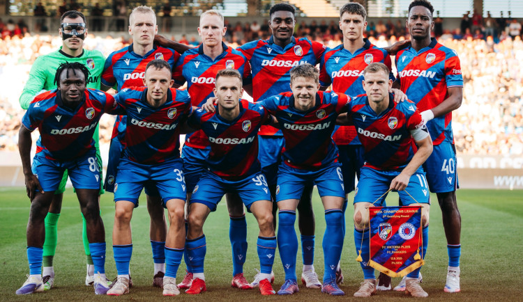 Plzeň porazila Rangers 2:1, otočit dvojzápas a postoupit v Lize mistrů ale nedokázala