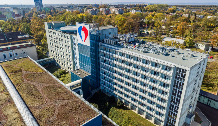 Ze Zlína na kontroly do Olomouce. Transplantace plic zachránila život