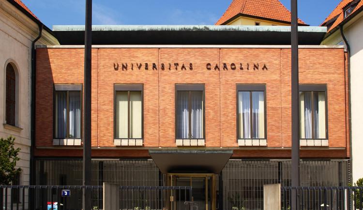 Fakulta Univerzity Karlovy jedná s Karlovarským krajem o vzniku nového ústavu