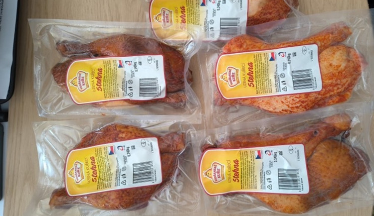 Veterináři stahují kuřecí stehna od výrobce Vodňanská drůbež kvůli listeriím