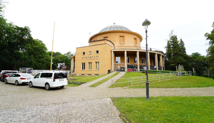 Hurvínek zamíří do vesmíru. Pražské planetárium chystá na září premiéru loutkového filmu