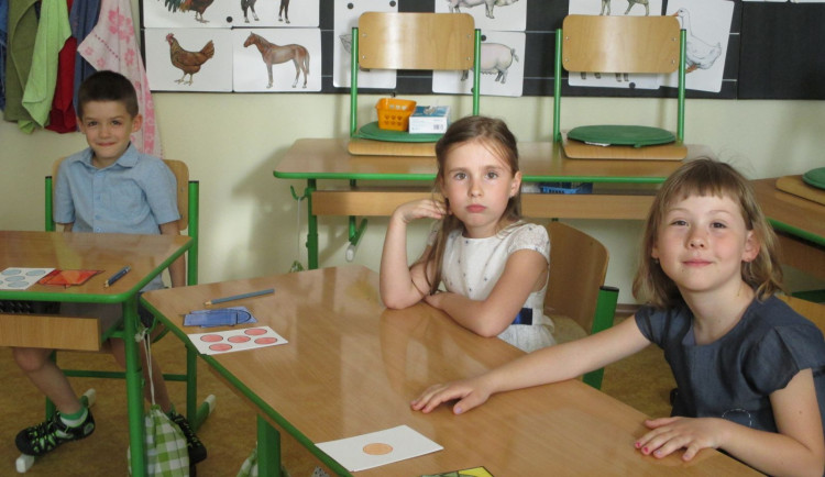 Ředitel základní školy v Hustopečích po šetření inspekce a výzvě města rezignoval