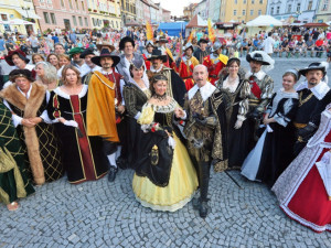 Cheb o víkendu ožije Valdštejnskými slavnostmi, rozšíří se také do okolí centra