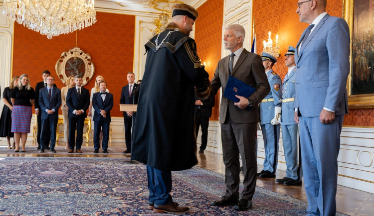 Prezident Petr Pavel jmenoval Igora Ivana rektorem VŠB - Technické univerzity Ostrava