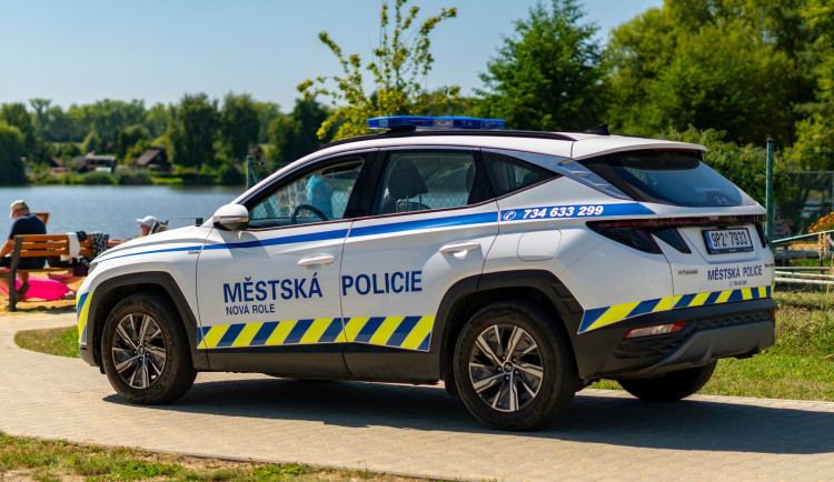 Nová Role za milion a půl doplnila vybavení městské policie, pořídila i auto