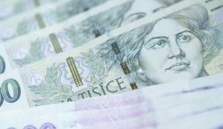 Průměrná mzda v Libereckém kraji ve 2. čtvrtletí vzrostla o 6,4 % na 43.980 korun