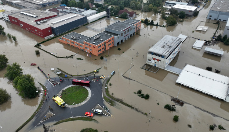 Ostravu před rokem smetla velká voda, s následky se město vyrovnává dodnes