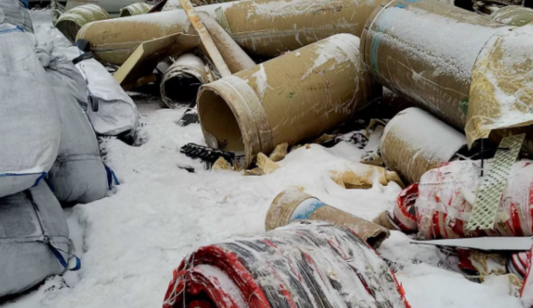 Z nelegálního odpadu v Jiříkově se uvolnily toxické látky. Nejsou nebezpečné, ale věčné