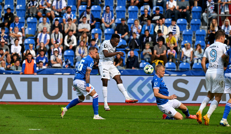 Slovan uspěl na Baníku po šesti letech. Vyhrál 2:0