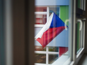 Strany před volbami sázejí v Karlovarském kraji hlavně na kontakt s lidmi