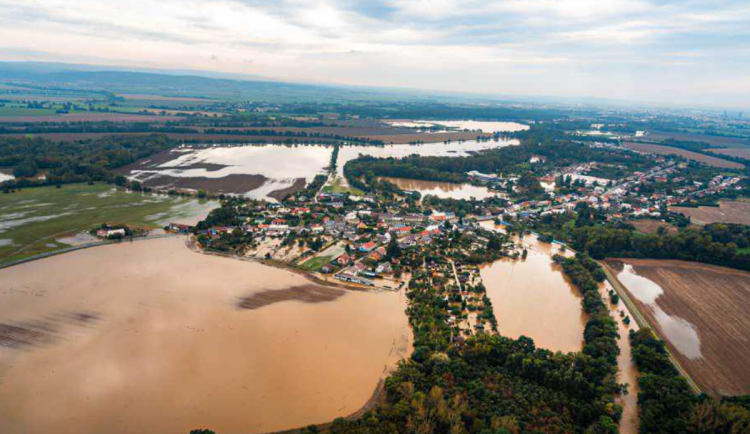 Kdy se Chomoutov dočká protipovodňové ochrany? Olomouc hledá řešení