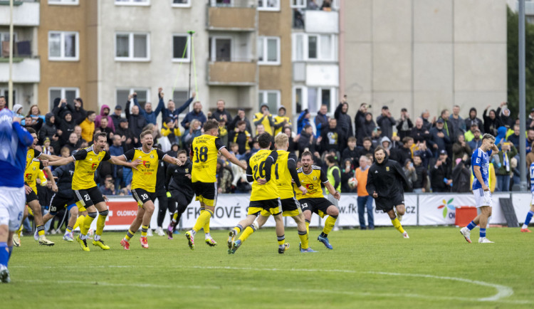 Fotbalová pohádka na Nových Sadech. Divizní tým v poháru srazil Sigmu Olomouc