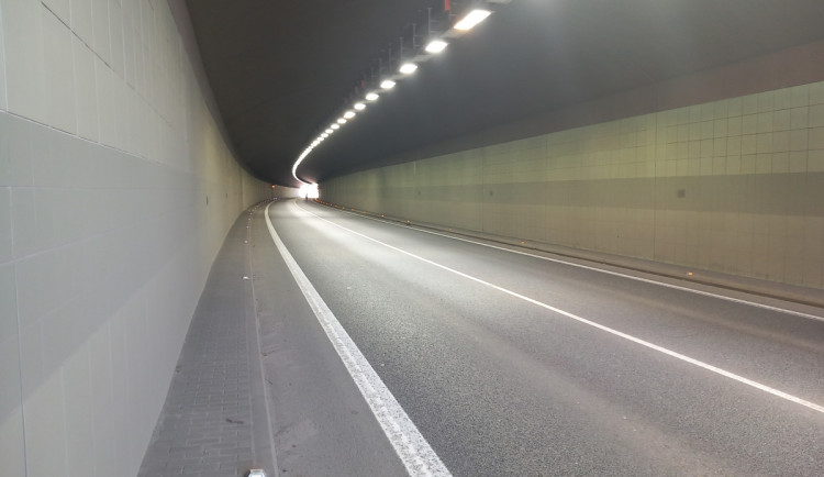 Karlovy Vary nadále chtějí, aby průtah městem po dostavbě dálnice D6 vedl tunelem
