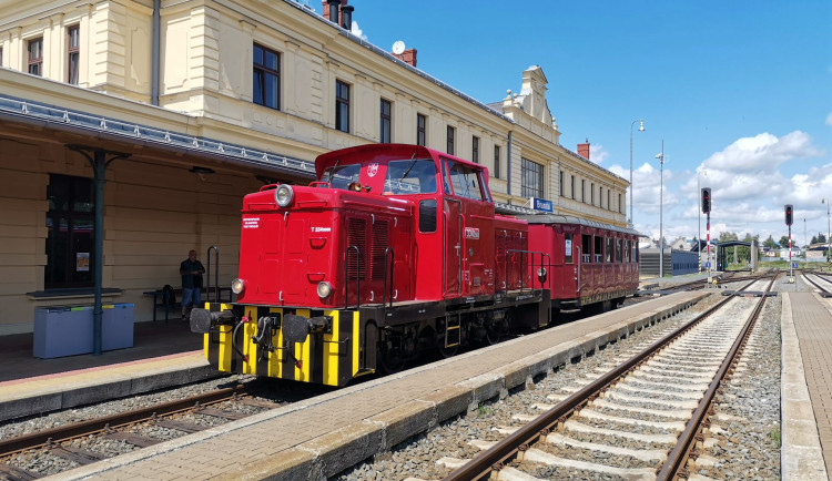 Na trati z Malé Morávky do Bruntálu se bude jezdit minimálně do roku 2030