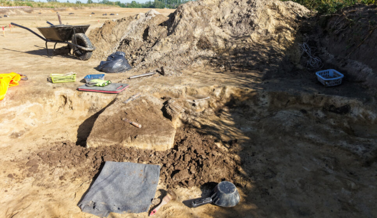 Archeologové našli na trase obchvatu Břeclavi část římské vesnice