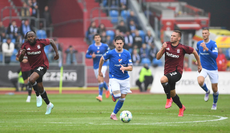 Sparta porazila v Ostravě Baník 0:3. Hotovo bylo už od poločasu