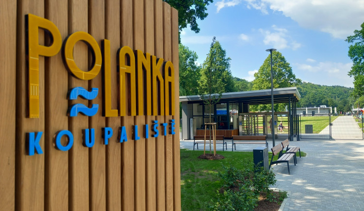 Parkoviště u modernizované Polanky nestačí, město bude muset vybudovat další