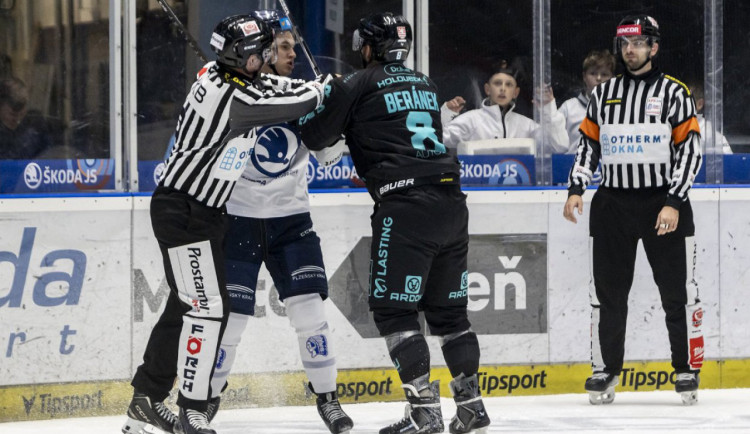 Plzeň díky nájezdům ovládla první západočeské derby sezony, rozhodl Filip