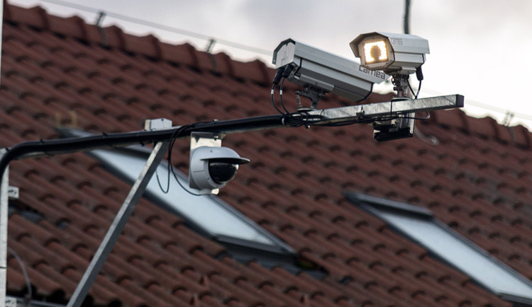 Radar na rušném tahu ke Šternberku i u sídliště. Olomouc zesílí kontrolu řidičů