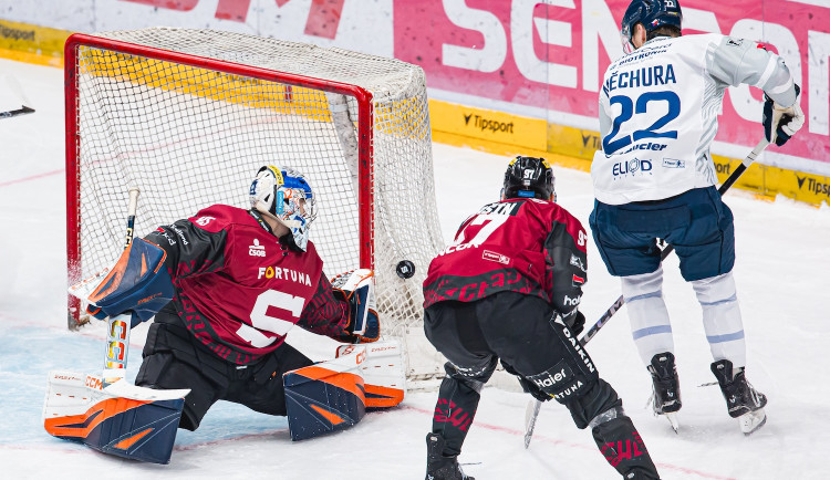 Hokejisté Sparty doma potřetí za sebou nedosáhli na body, podlehli Plzni 0:2