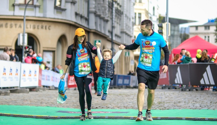 V neděli omezí dopravu v Liberci ve směru na Jizerské hory běžecký závod