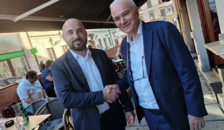 Preferenční hlasy dostaly plzeňského primátora i hejtmana do čela kandidátky ANO