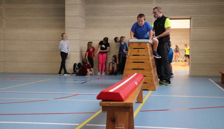 Orlová otevřela nové venkovní sportoviště a dvě modernizované tělocvičny