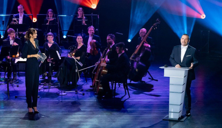 Literatura, překlad, divadlo i film. Stavovské divadlo hostí slavnostní udílení Státních cen