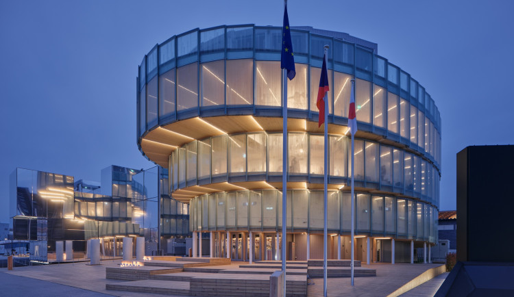 Hradec Králové stále usiluje o pavilon z Expo v Japonsku. Prověřuje, kde by mohl stát