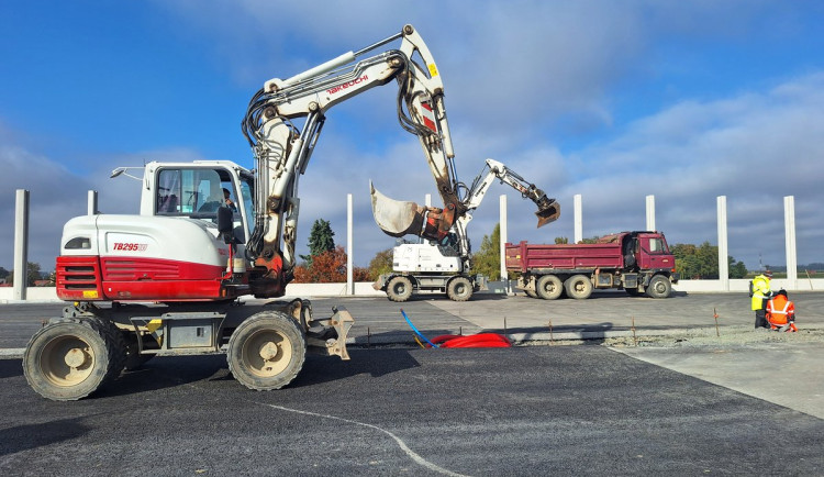 První jízdy po nové části D1 u Přerova: pro řidiče se chystá provizorní režim