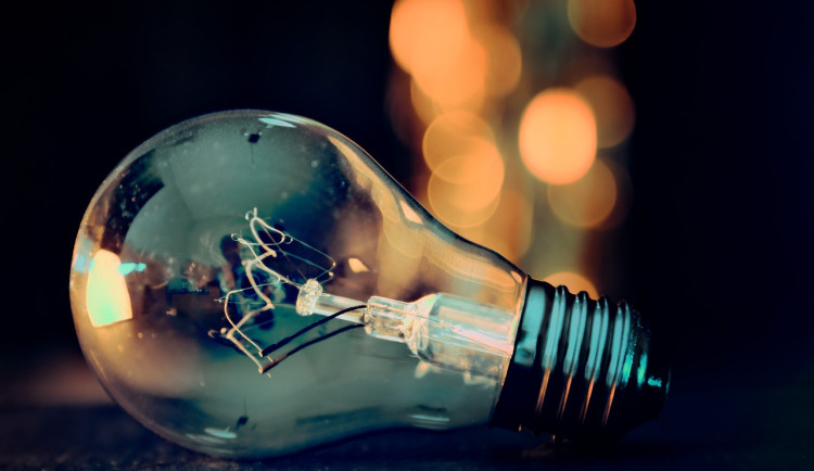 ČEZ Prodej snižuje ceny energií, další zlevnění plánuje od ledna