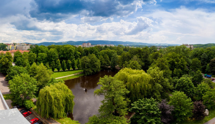 Sokolov investuje do cyklistické infrastruktury a obnovy Husových sadů