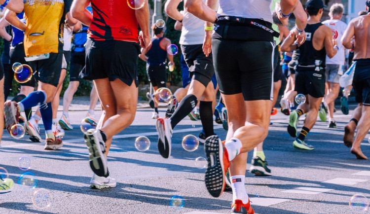 V sobotu se vyhněte na svých cestách trase Hronov - Náchod, bude patřit běžcům