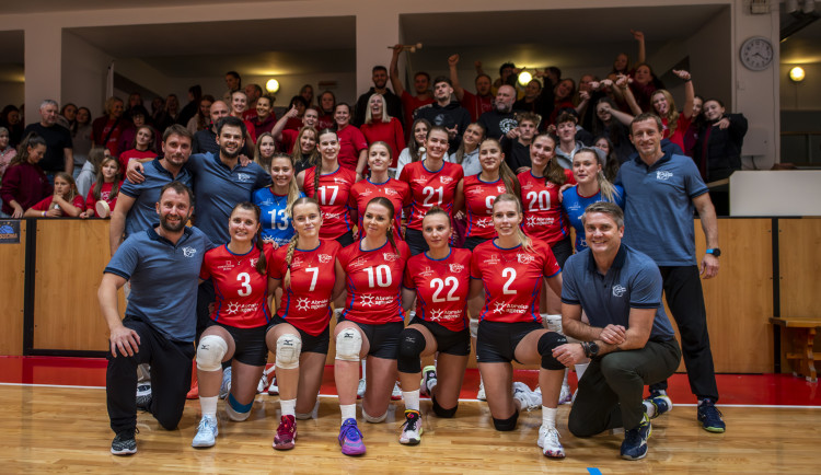 VIDEO: Český pohár ve volejbalu v Jihlavě proti extraligové Ostravě viděla plná hala