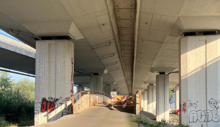 Ve Varech začne obnova lávky na cyklostezce Ohře, uzavírka potrvá do konce listopadu.