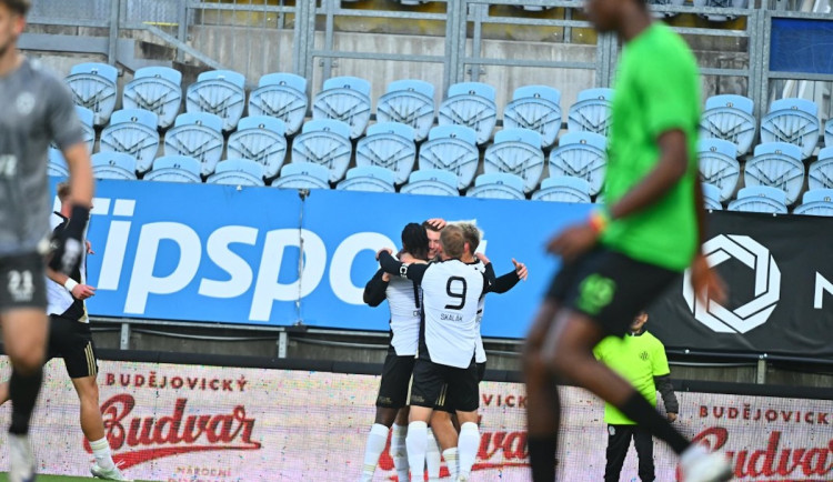 Podcast Střelák: Podaří se urovnat vztah mezi městem a Dynamem?