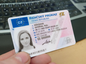 Potřebujete vyměnit řidičák? Dneska už to lidé zvládnou od počítače