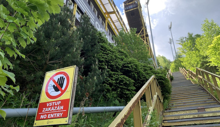 Rekonstrukce můstků se dál odkládá. Harrachov odstoupí od smlouvy na jejich převod