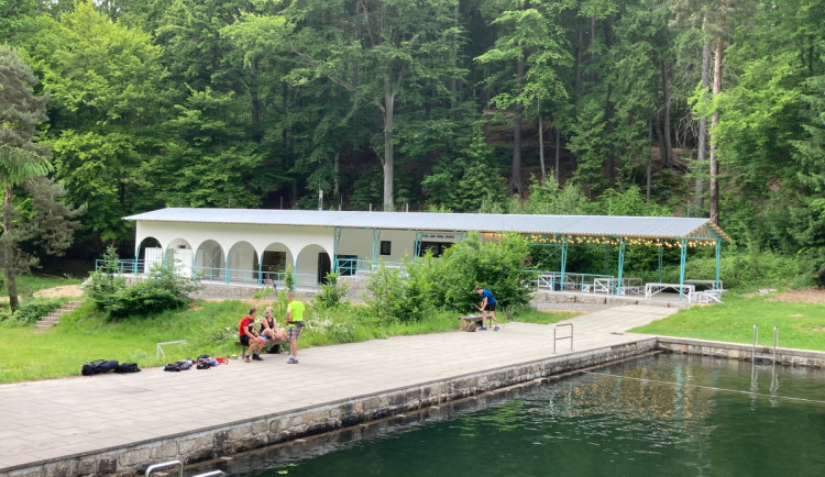 Lesní koupaliště v Liberci bude dál provozovat spolek, chce ho rozvíjet