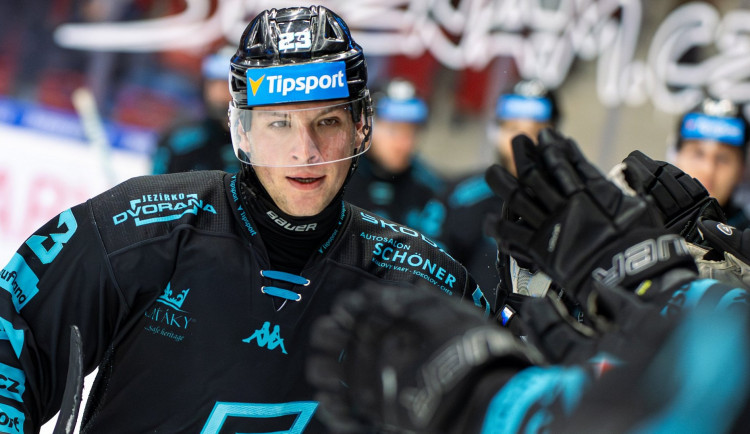 Hokejisté Mladé Boleslavi pod Hakenem zabrali a vyhráli v Karlových Varech. Foto: Se svolením HC Energie Karlovy Vary