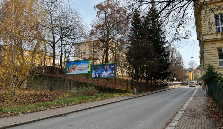 V Liberci z městských pozemků zmizí sedm billboardů, jsou hlavně u škol