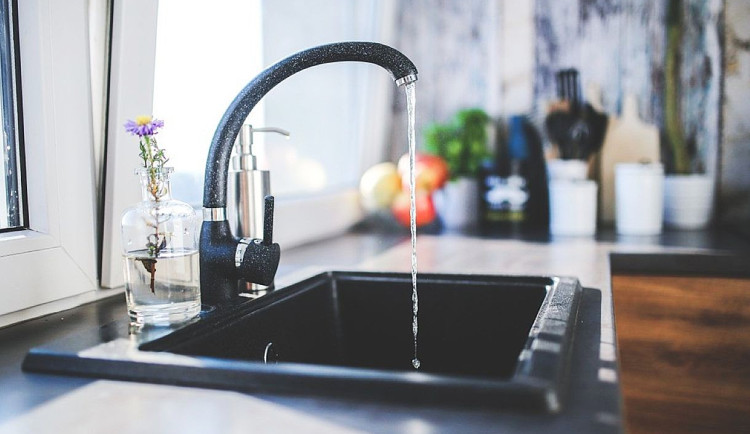 Vodné a stočné zdražuje město Plzeň pro své občany od ledna příštího roku